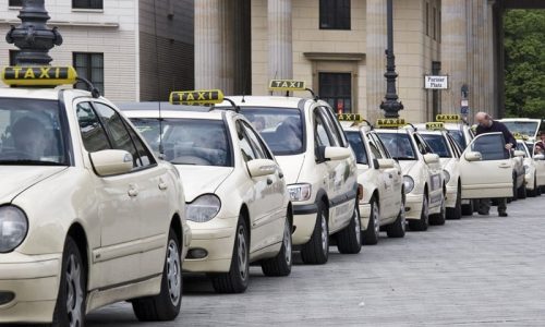 Taxikosten: Abzug der Entfernungspauschale